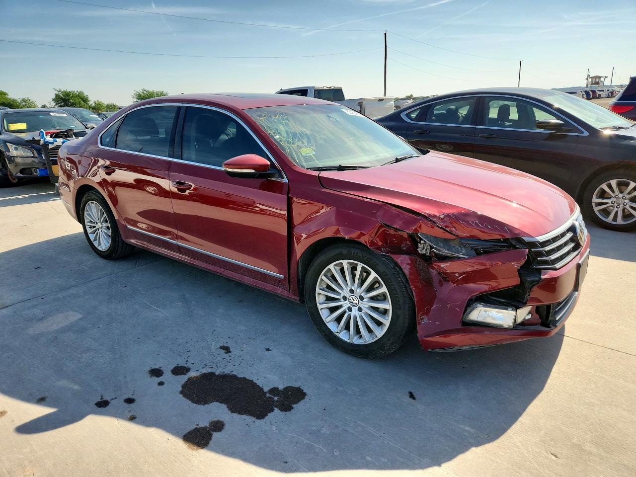 2016 VOLKSWAGEN PASSAT