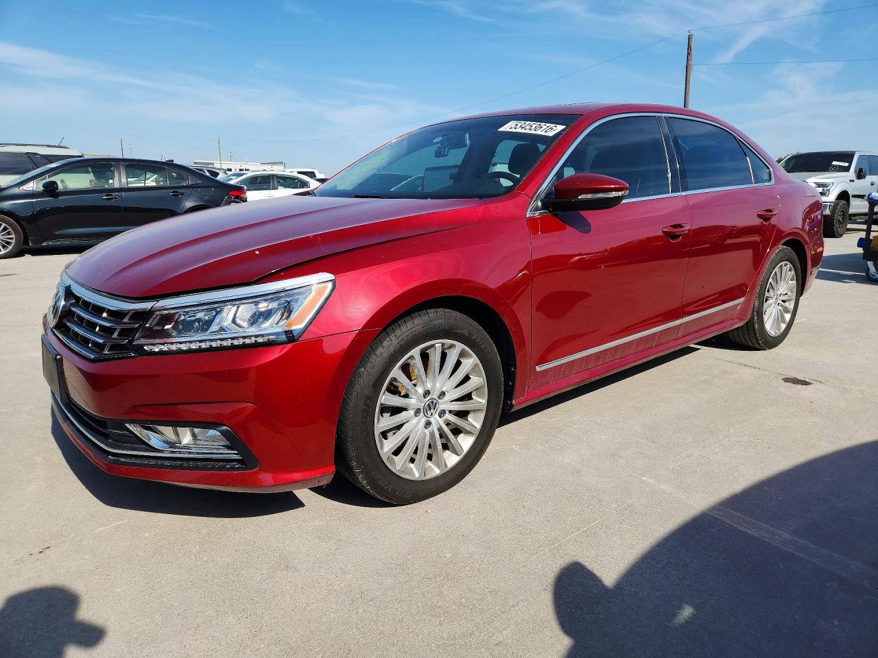 2016 VOLKSWAGEN PASSAT