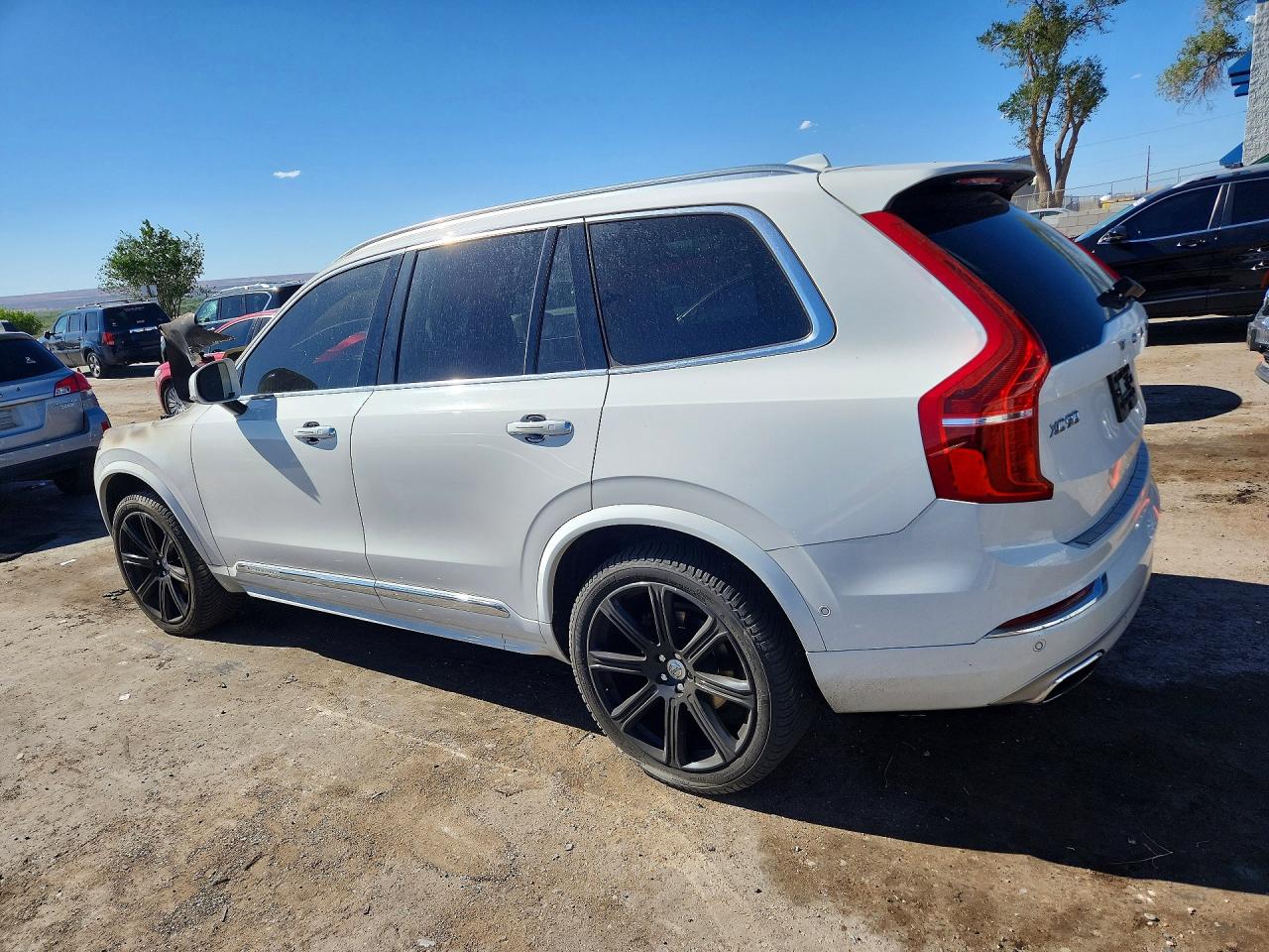 2018 VOLVO XC90
