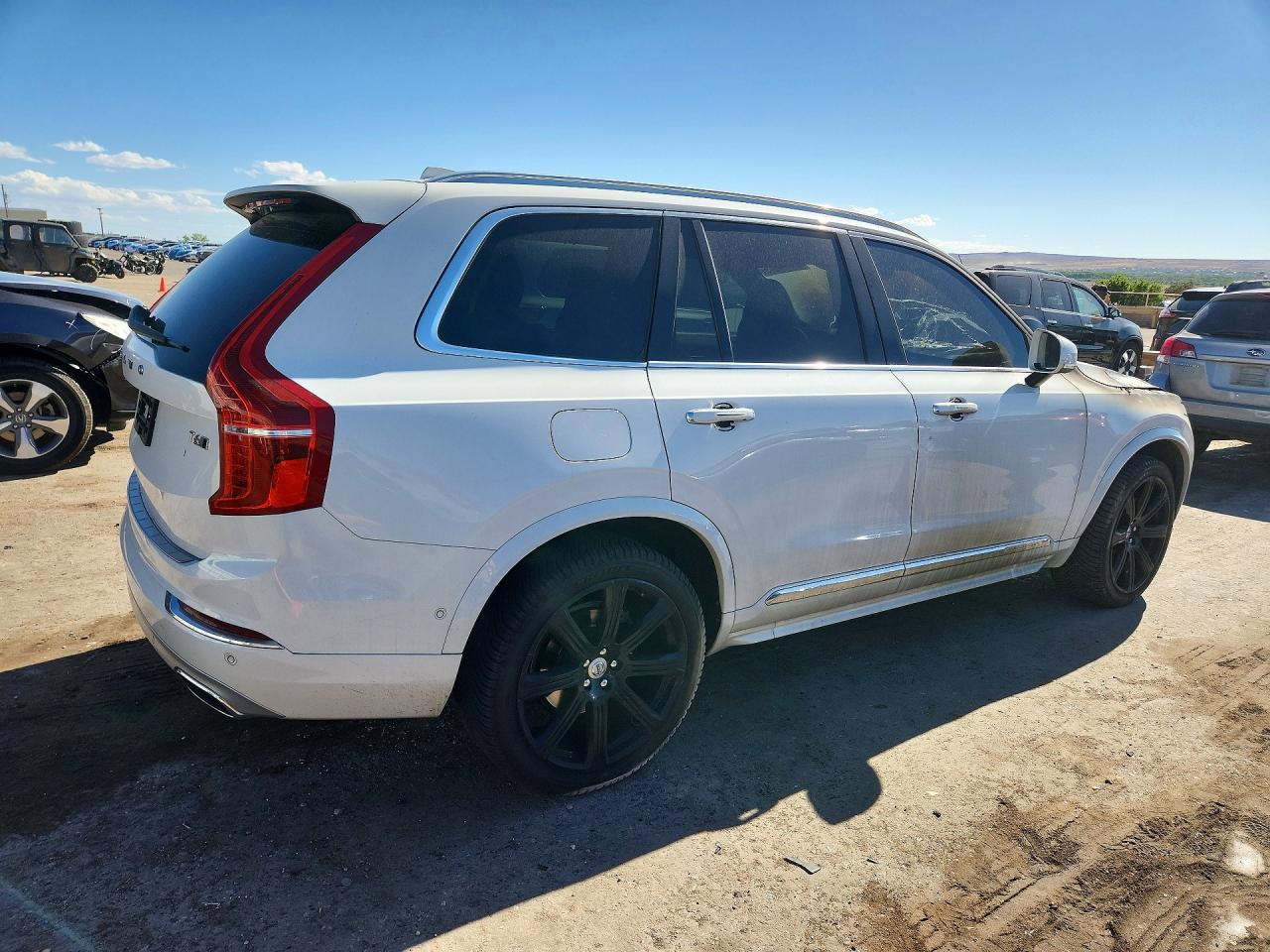 2018 VOLVO XC90