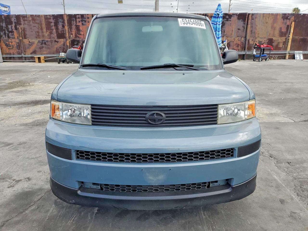 2004 TOYOTA SCION
