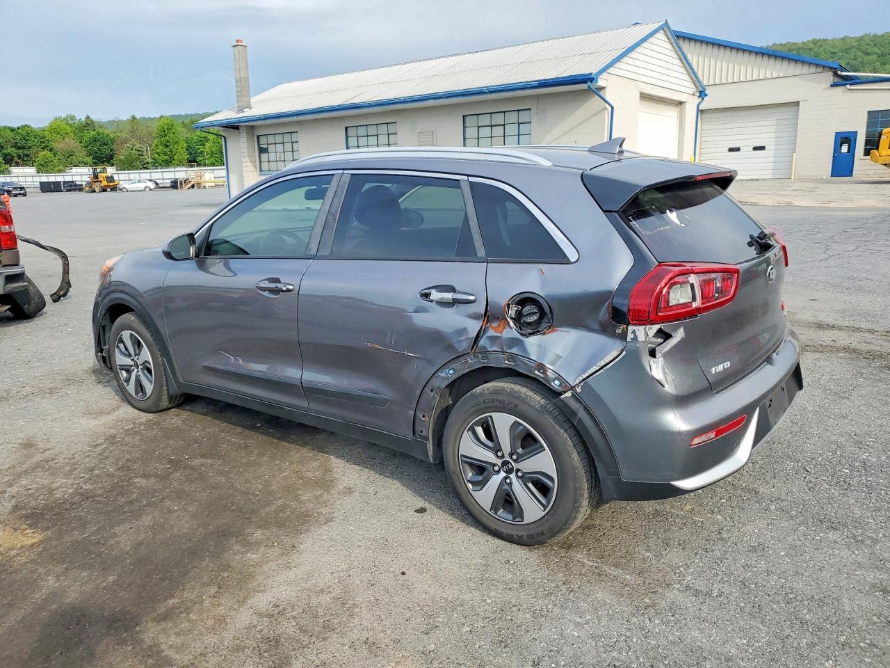 2017 KIA NIRO