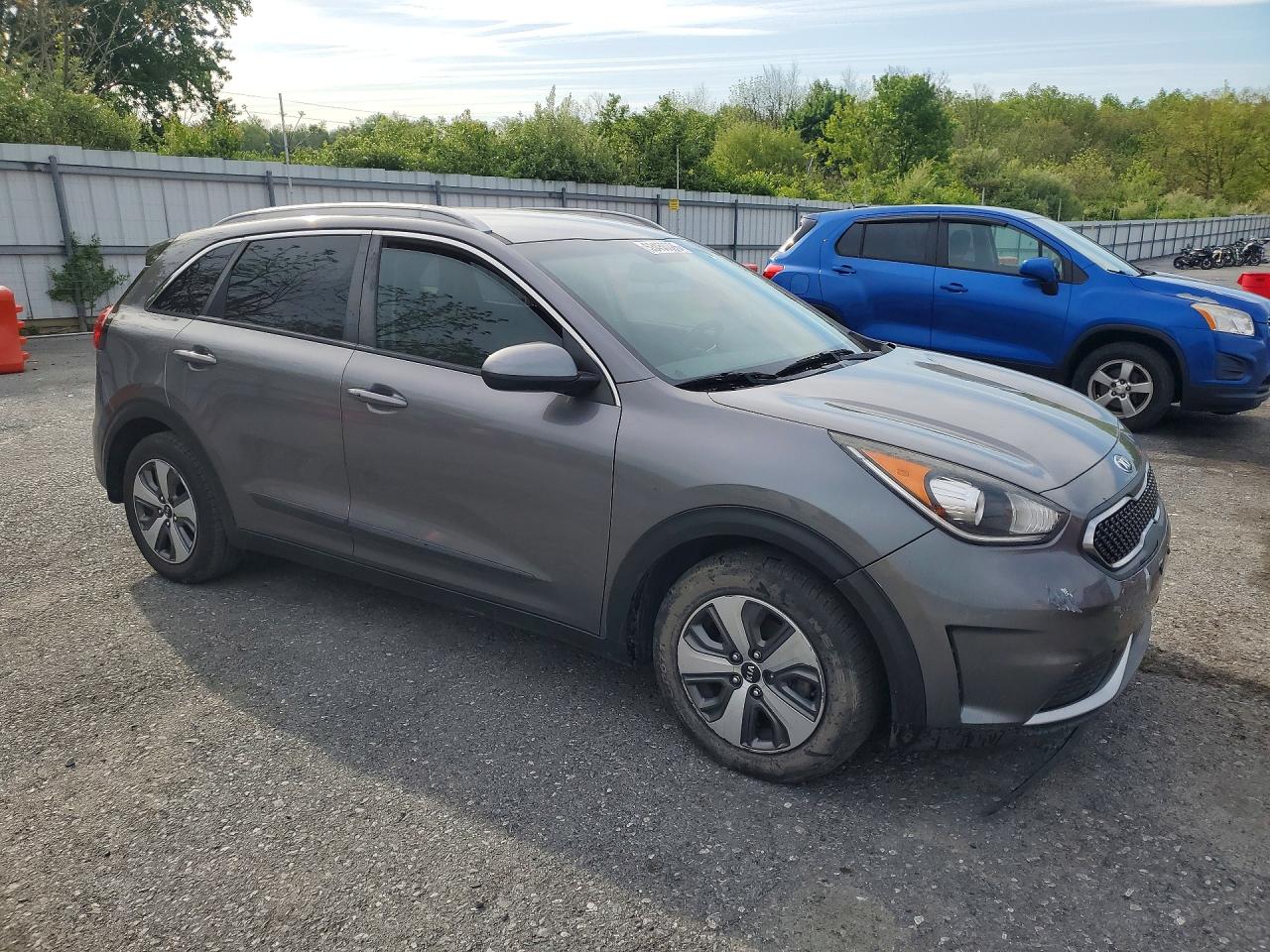 2017 KIA NIRO