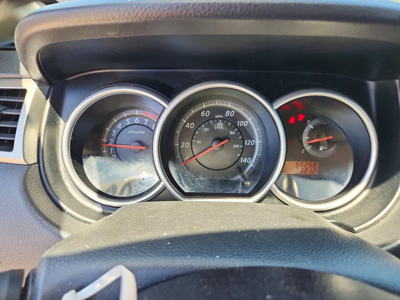 2012 NISSAN VERSA