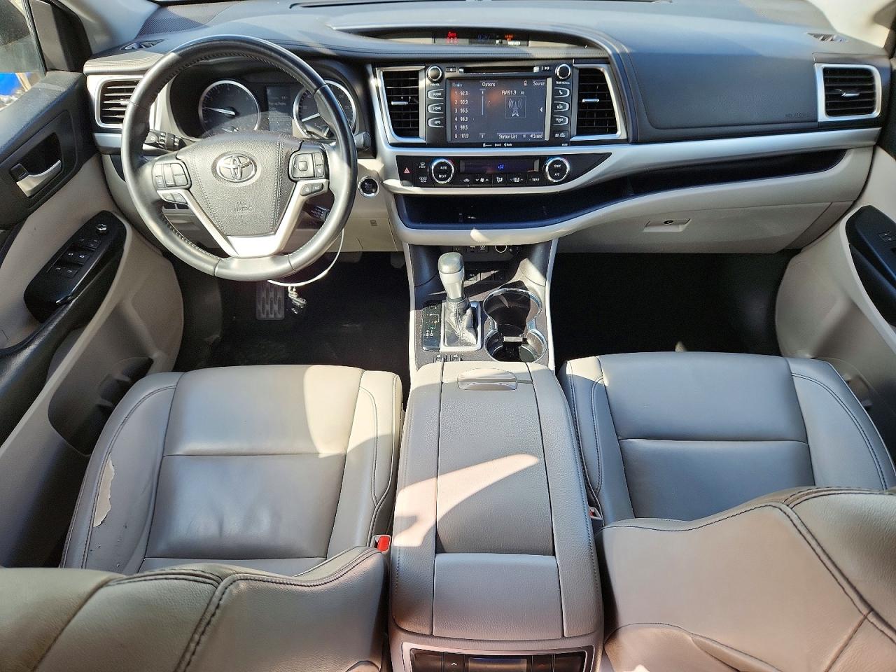 2019 TOYOTA HIGHLANDER
