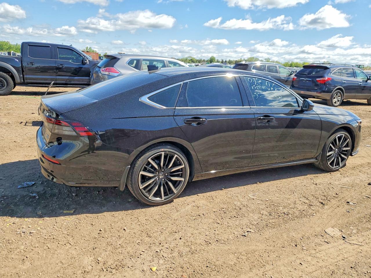 2025 HONDA ACCORD