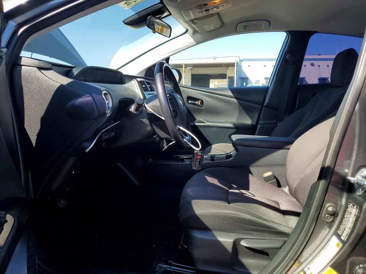 2020 TOYOTA PRIUS