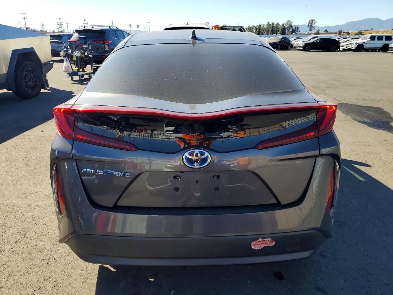 2020 TOYOTA PRIUS