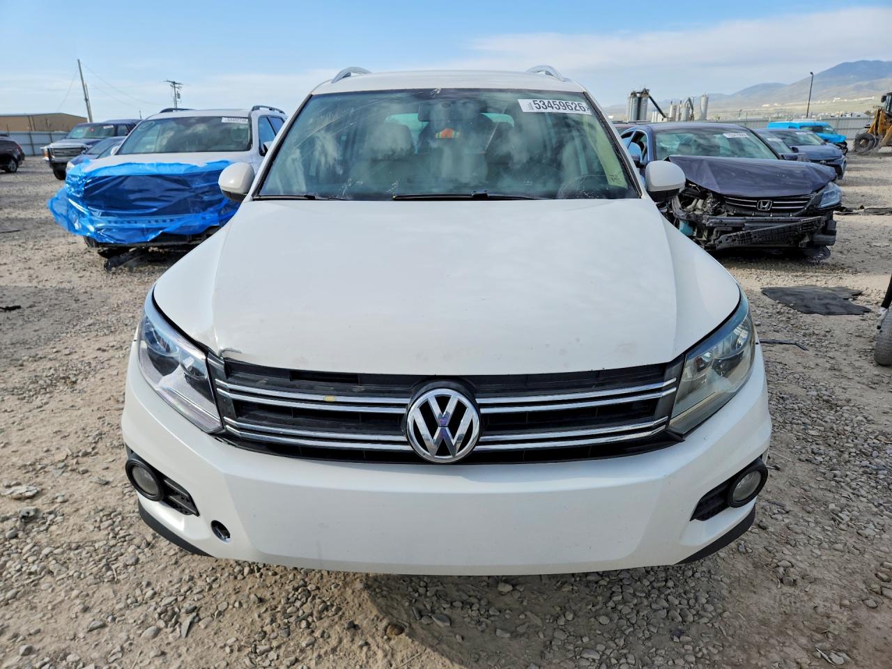 2013 VOLKSWAGEN TIGUAN