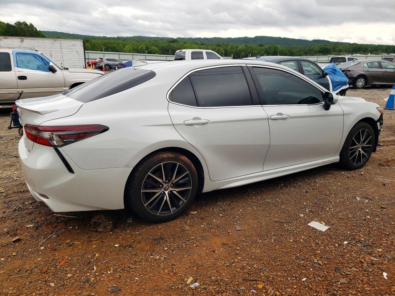 2022 TOYOTA CAMRY