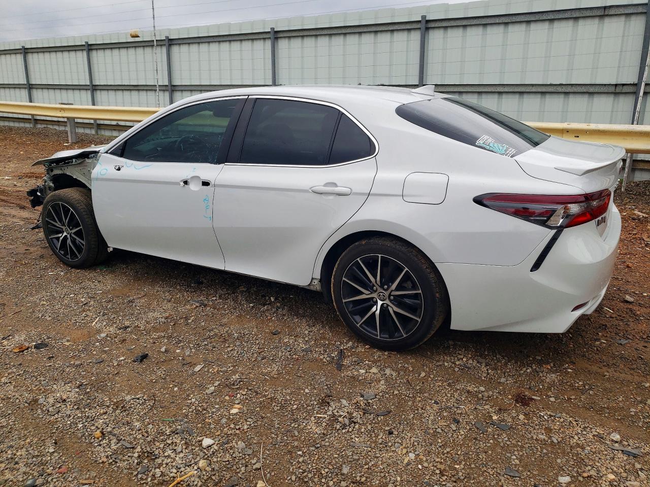 2022 TOYOTA CAMRY