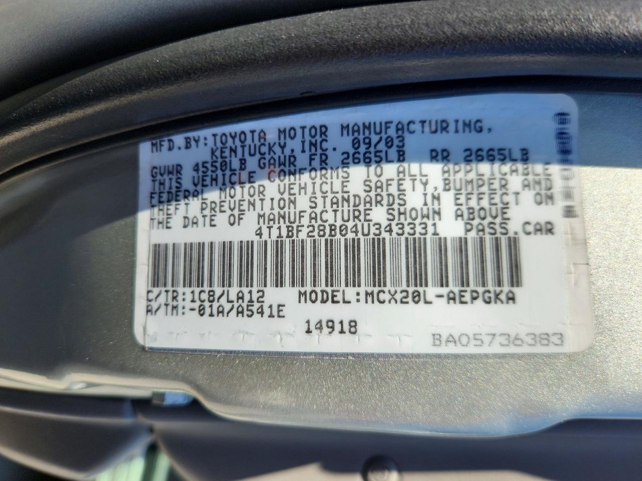 2004 TOYOTA AVALON