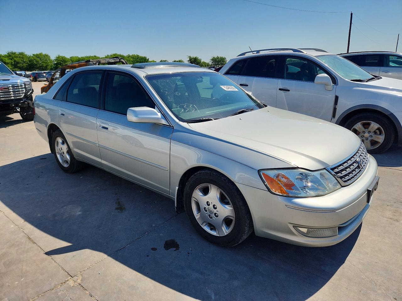 2004 TOYOTA AVALON