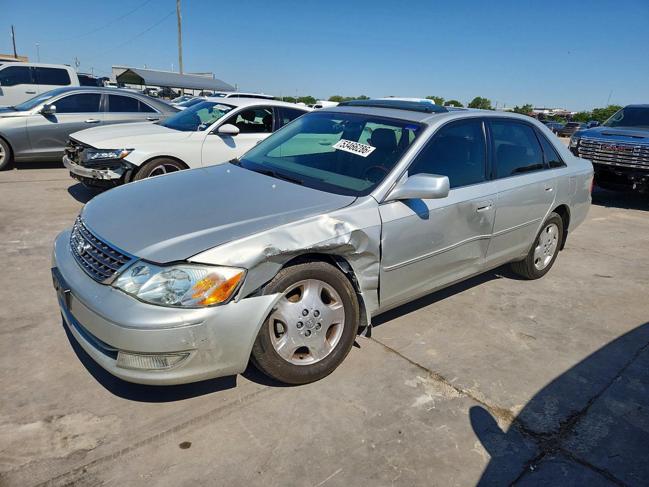 2004 TOYOTA AVALON