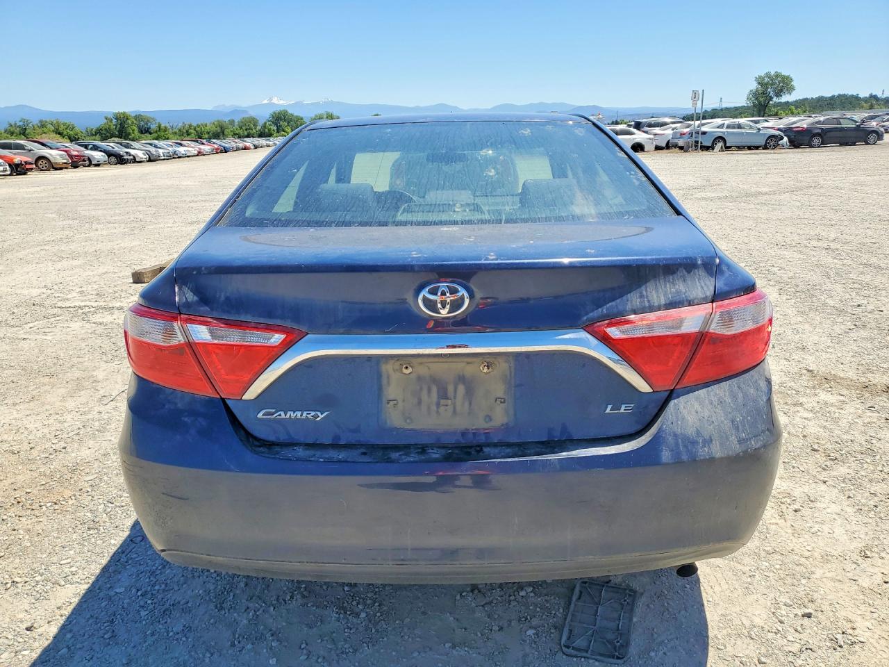 2016 TOYOTA CAMRY