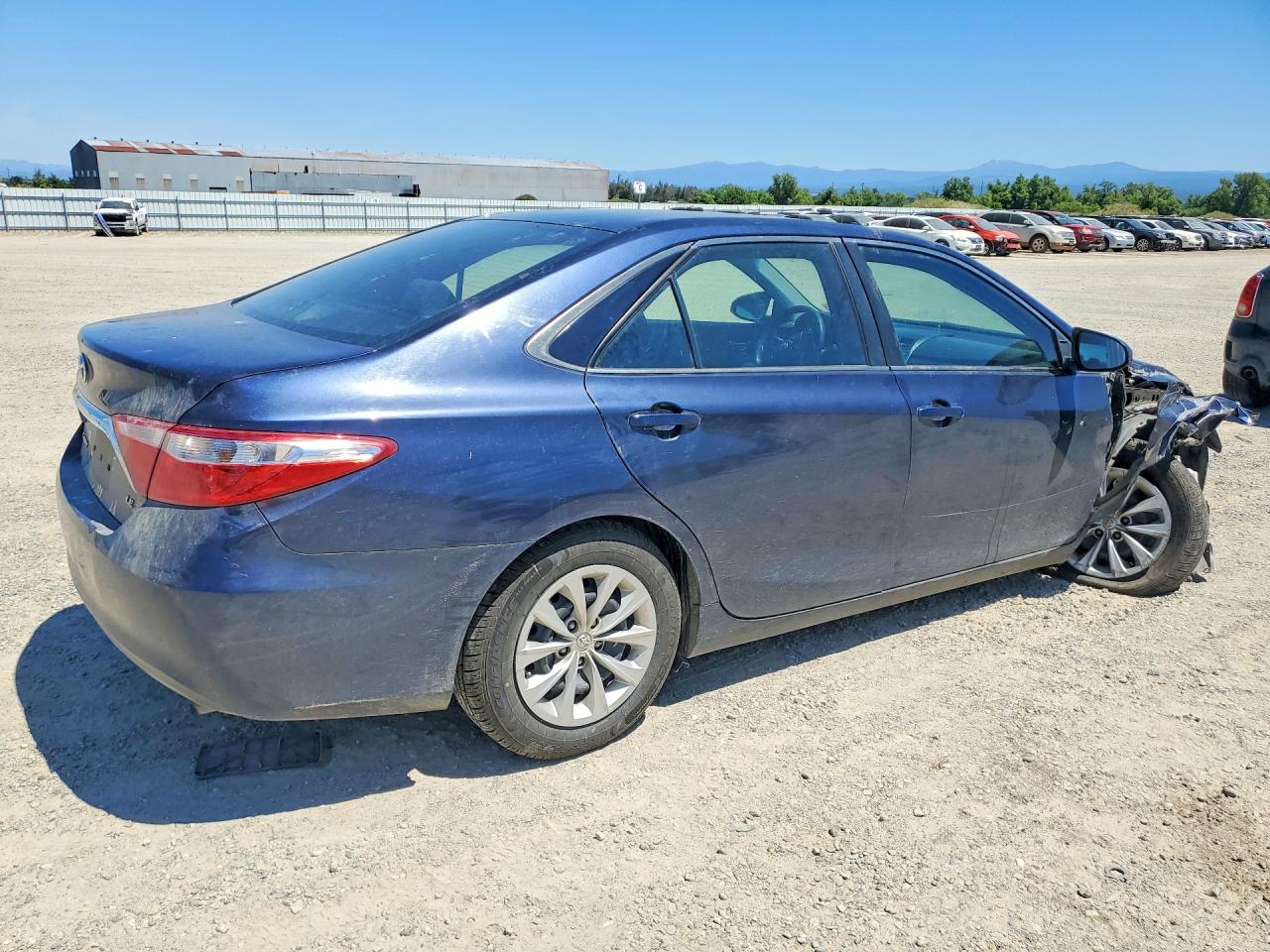 2016 TOYOTA CAMRY