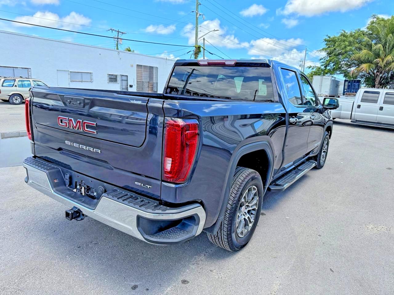 2025 GMC SIERRA