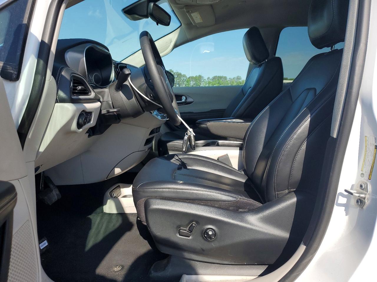 2024 CHRYSLER PACIFICA
