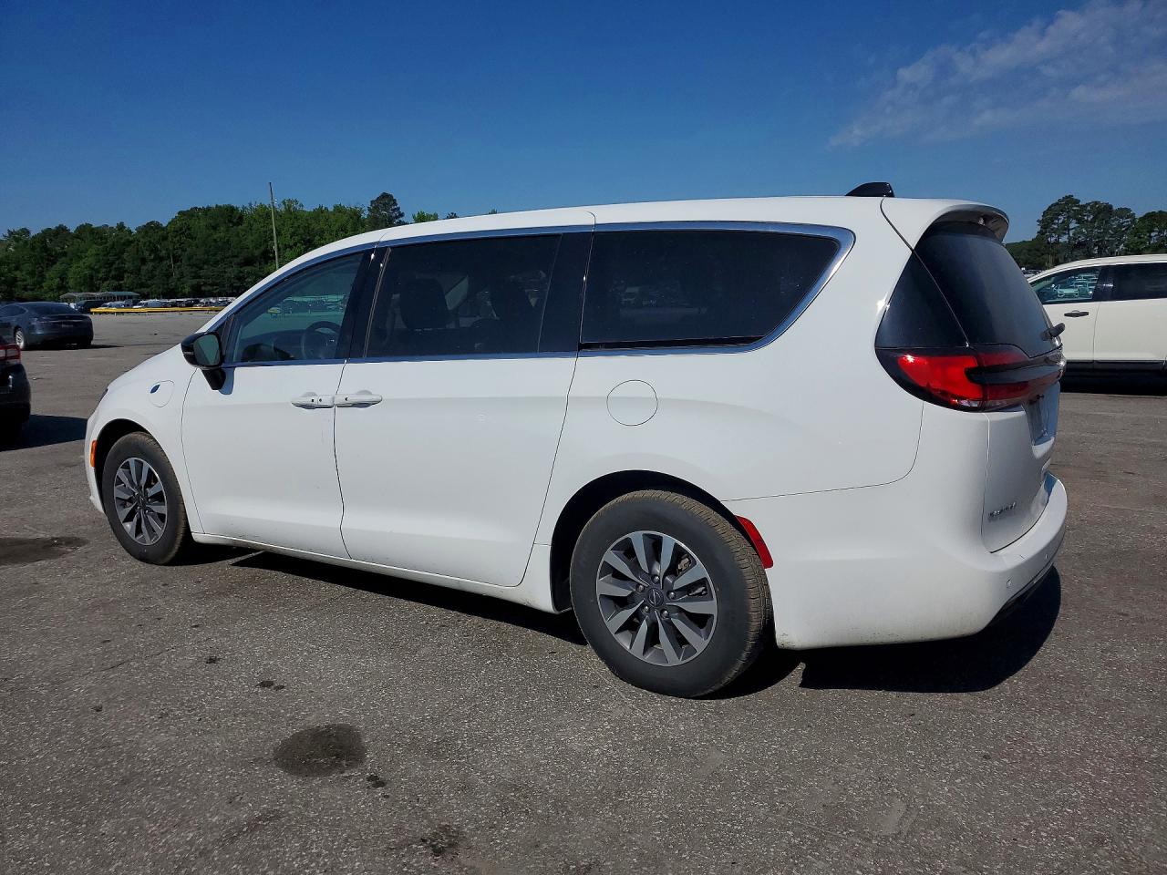 2024 CHRYSLER PACIFICA