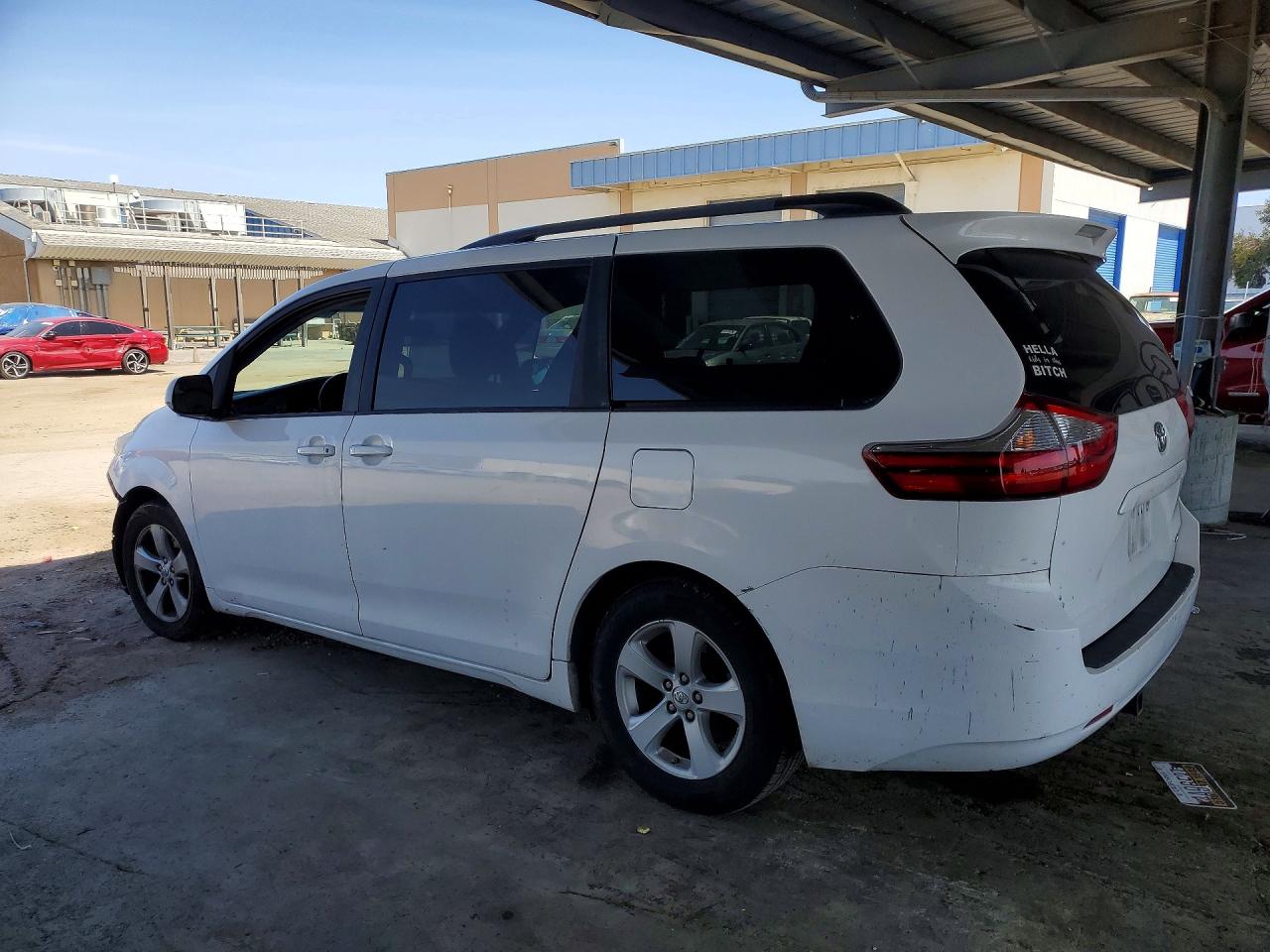 2015 TOYOTA SIENNA