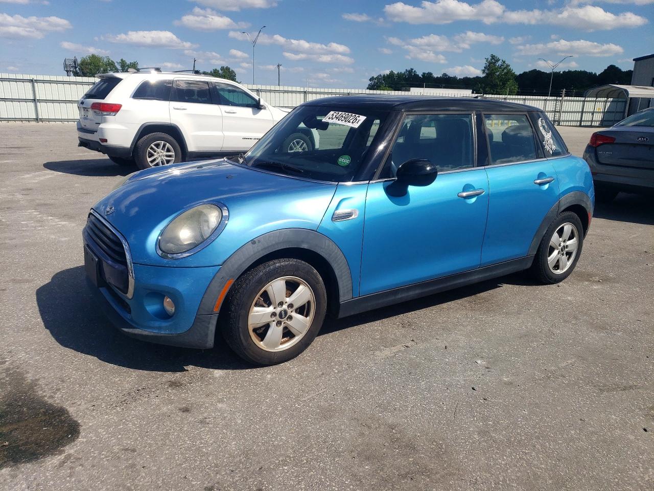 2016 MINI COOPER