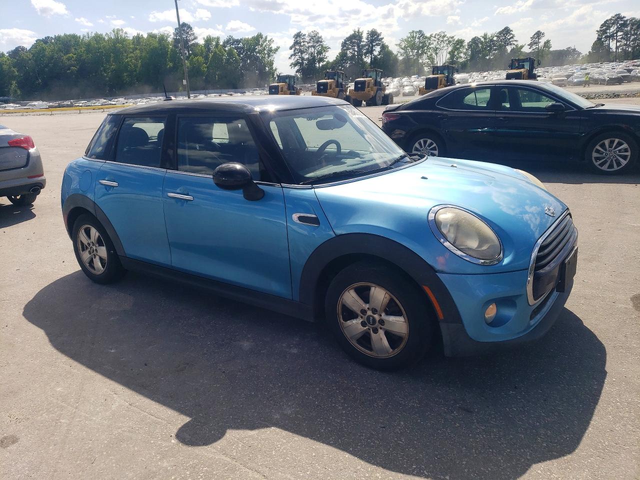 2016 MINI COOPER