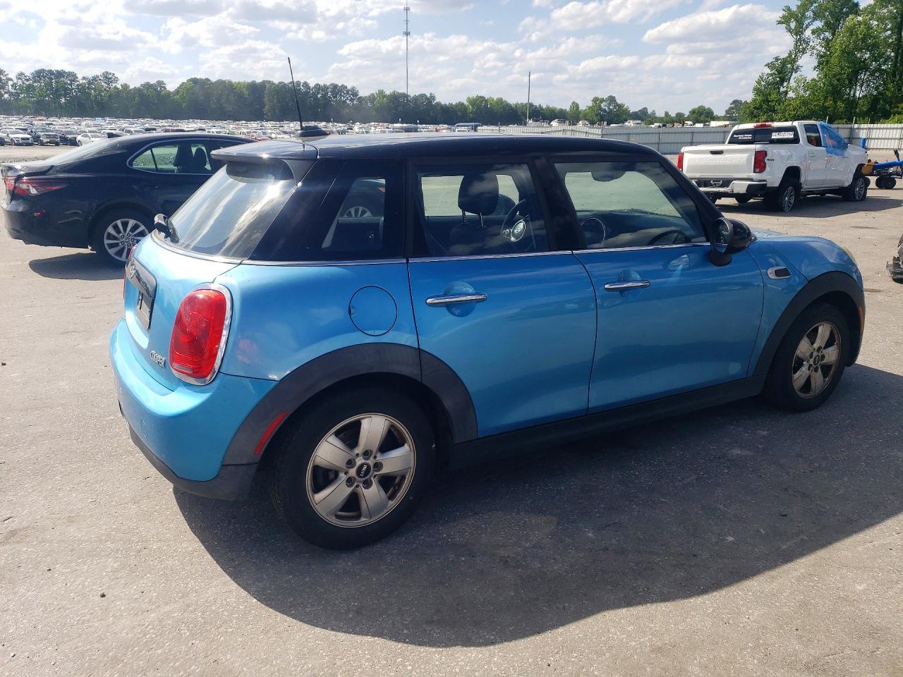 2016 MINI COOPER