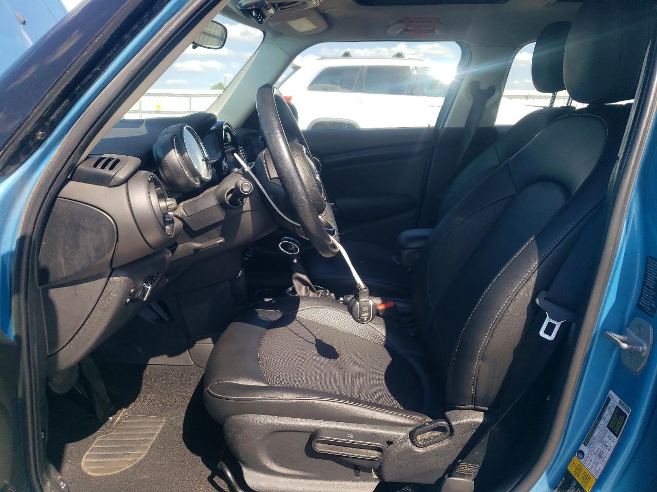 2016 MINI COOPER