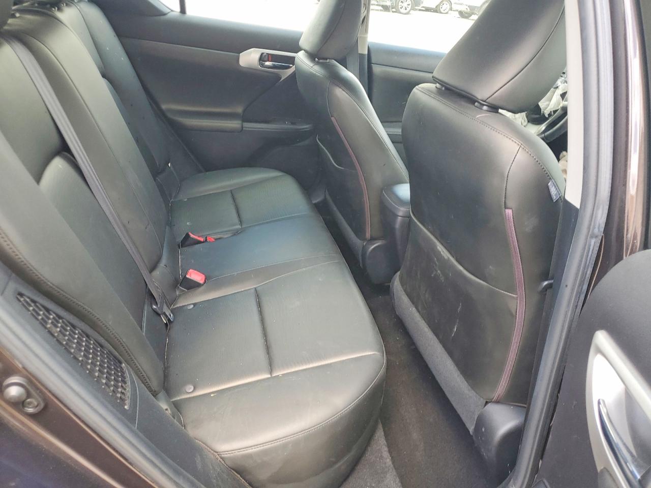 2011 LEXUS CT 200
