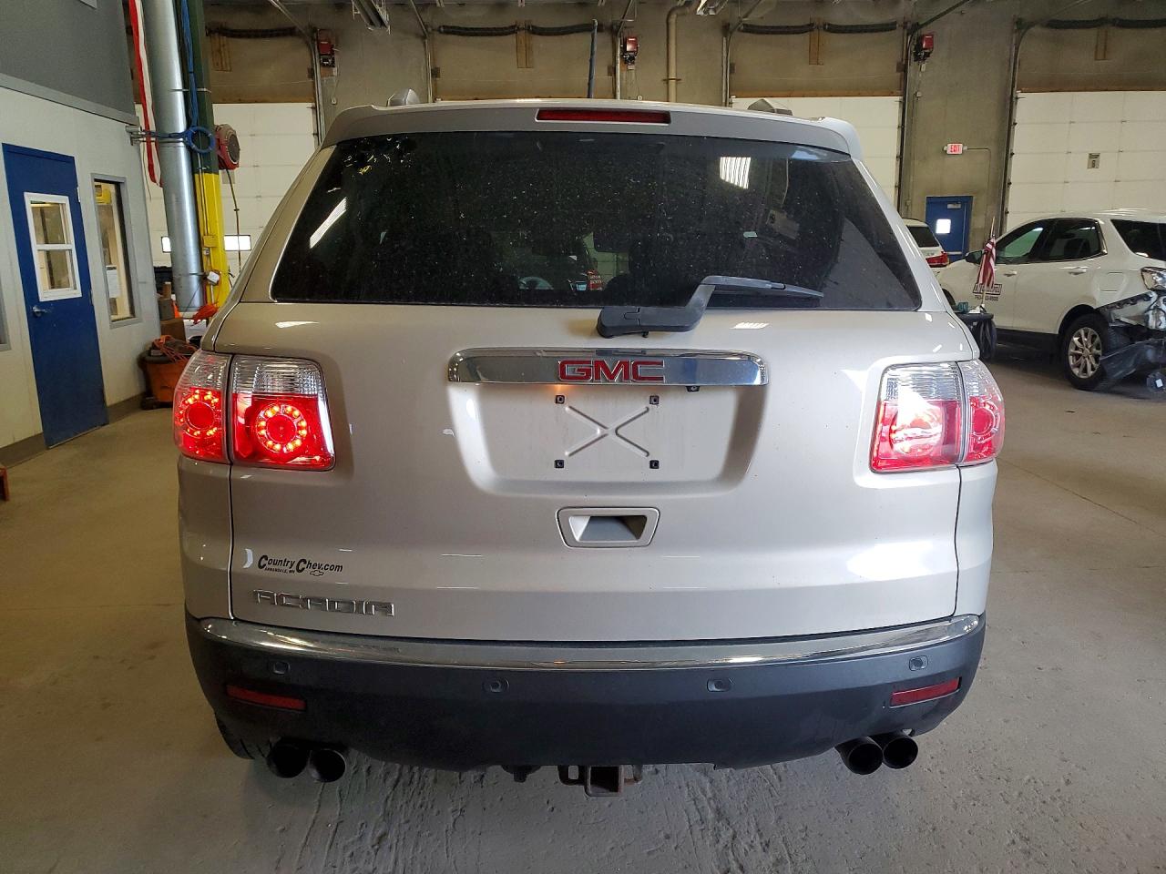 2011 GMC ACADIA