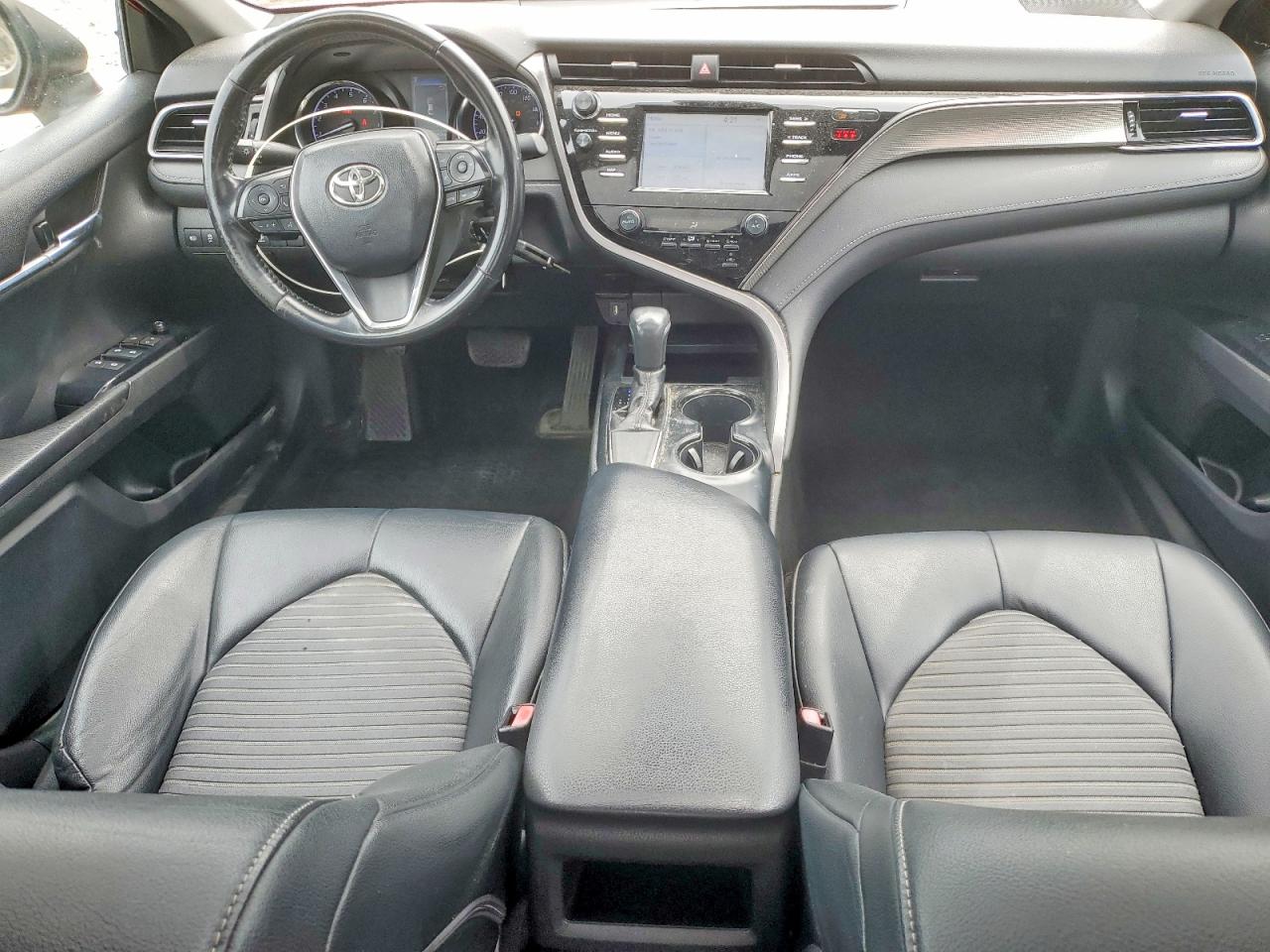 2019 TOYOTA CAMRY