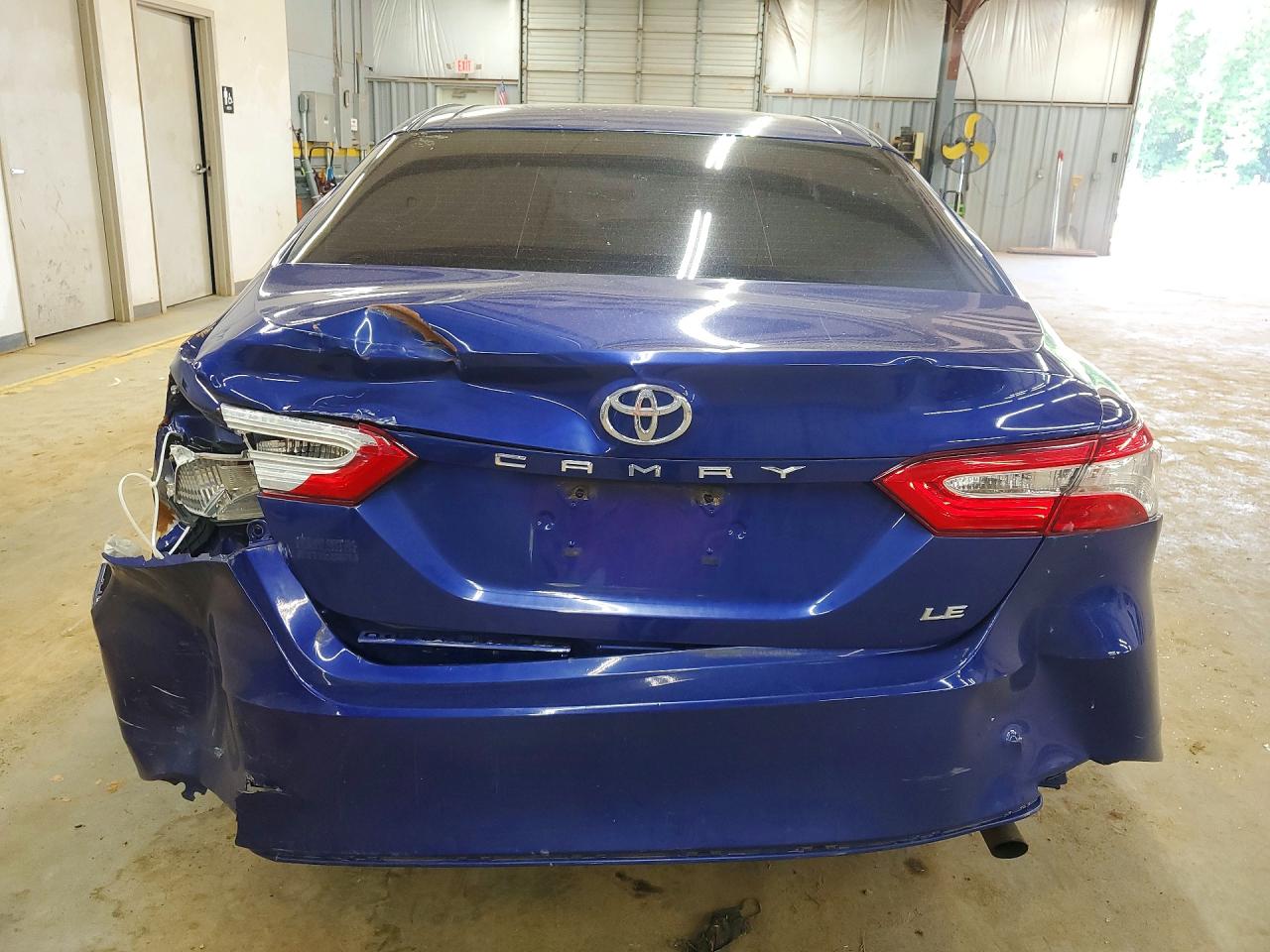 2018 TOYOTA CAMRY
