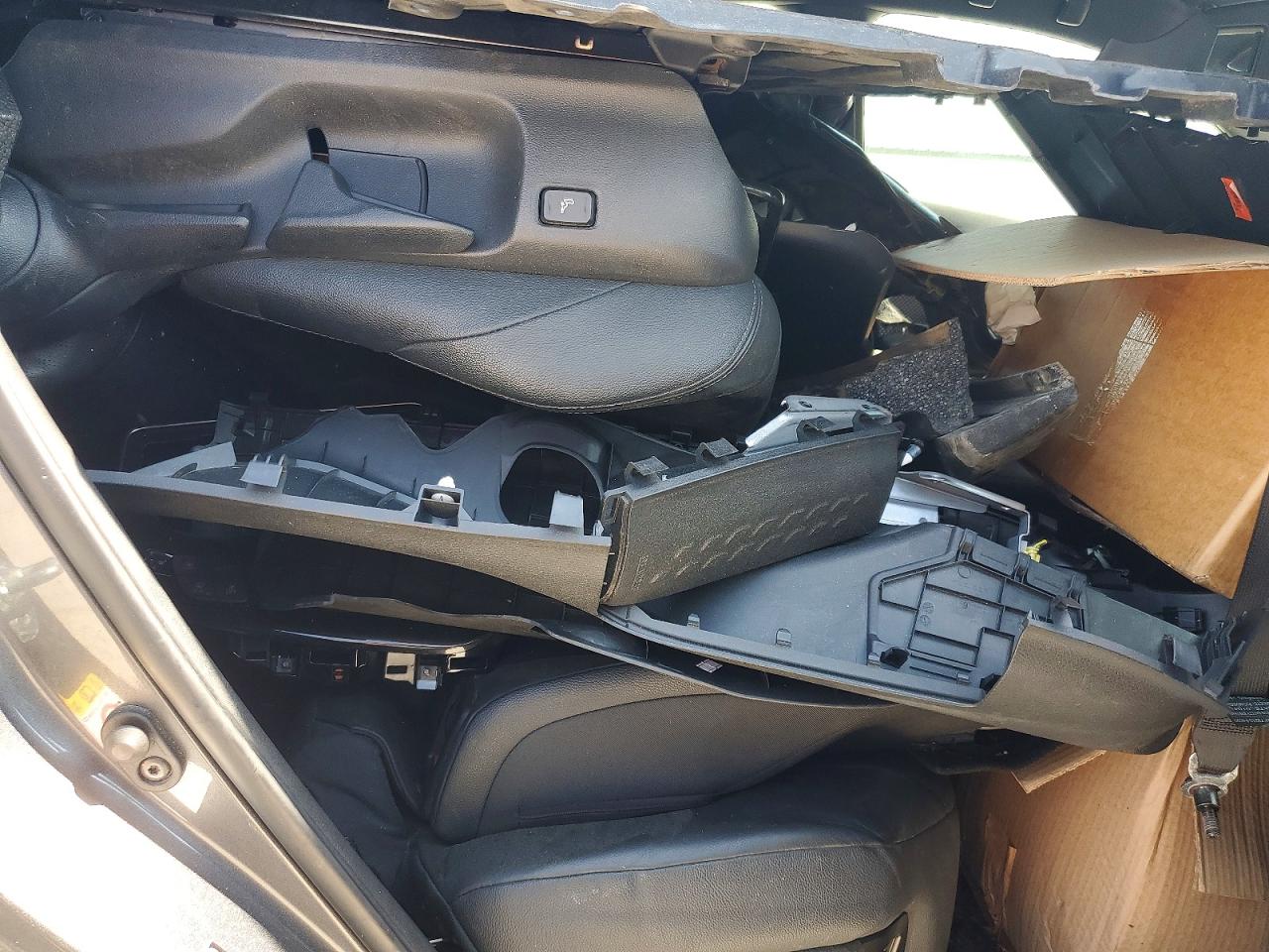 2019 TOYOTA C-HR