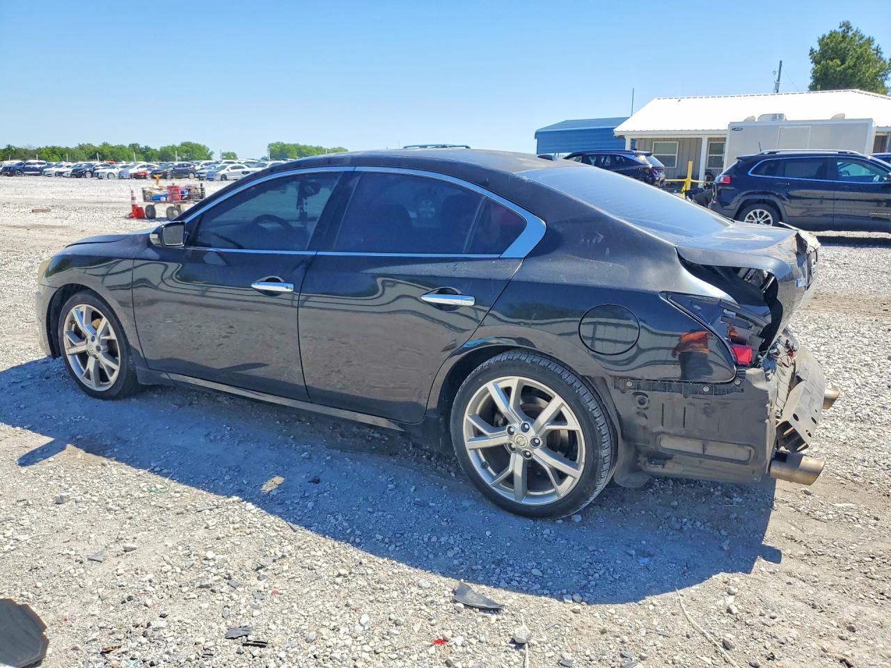 2012 NISSAN MAXIMA