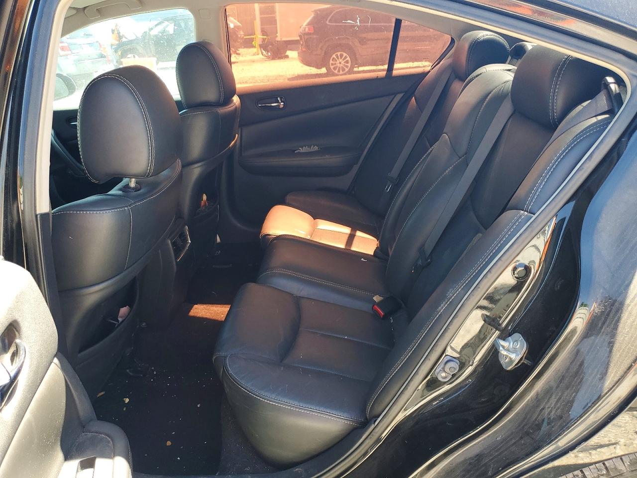 2012 NISSAN MAXIMA
