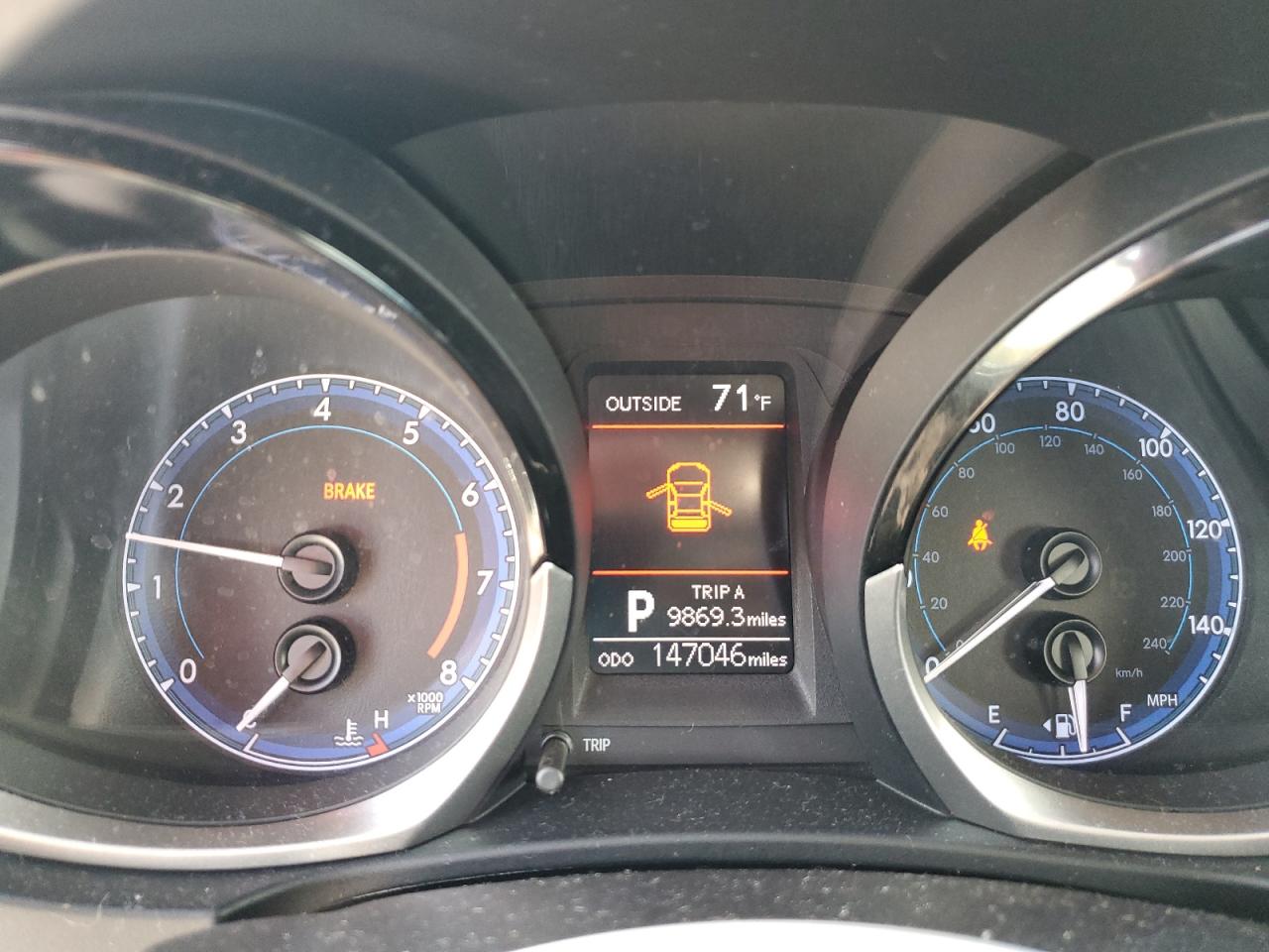 2016 TOYOTA COROLLA