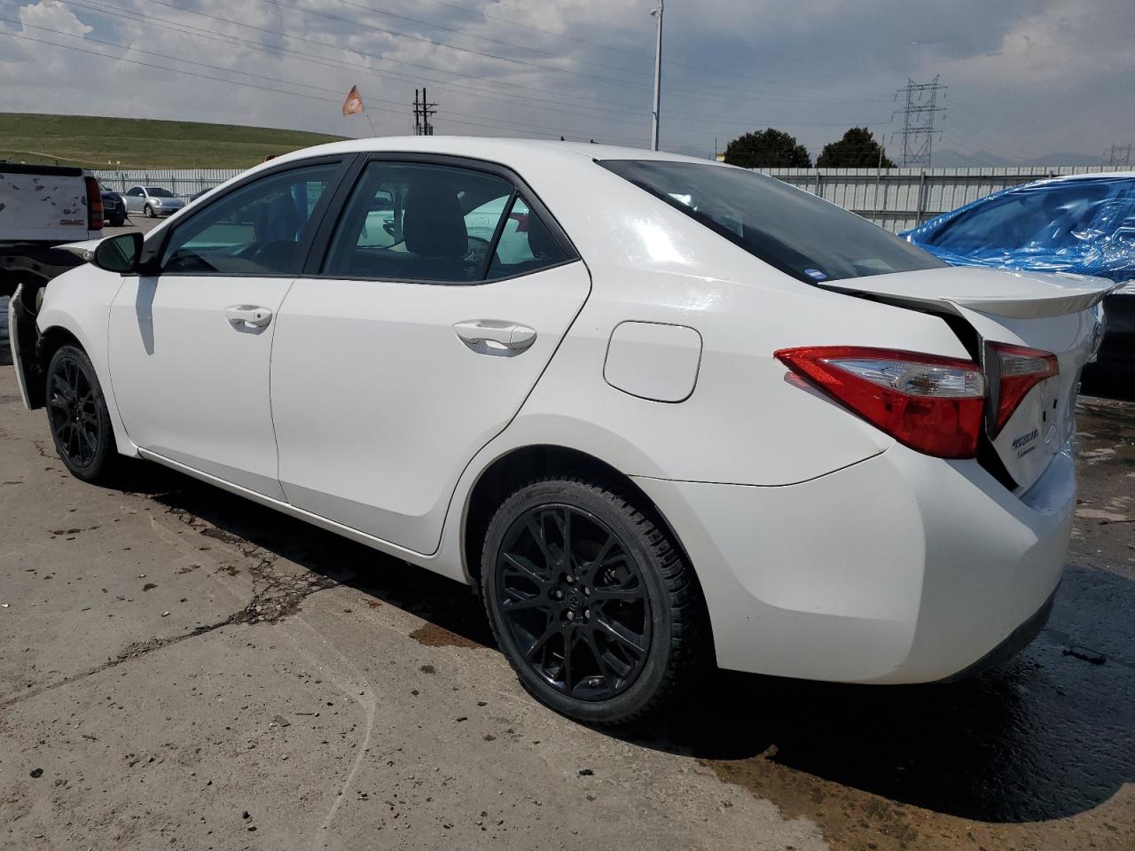 2016 TOYOTA COROLLA