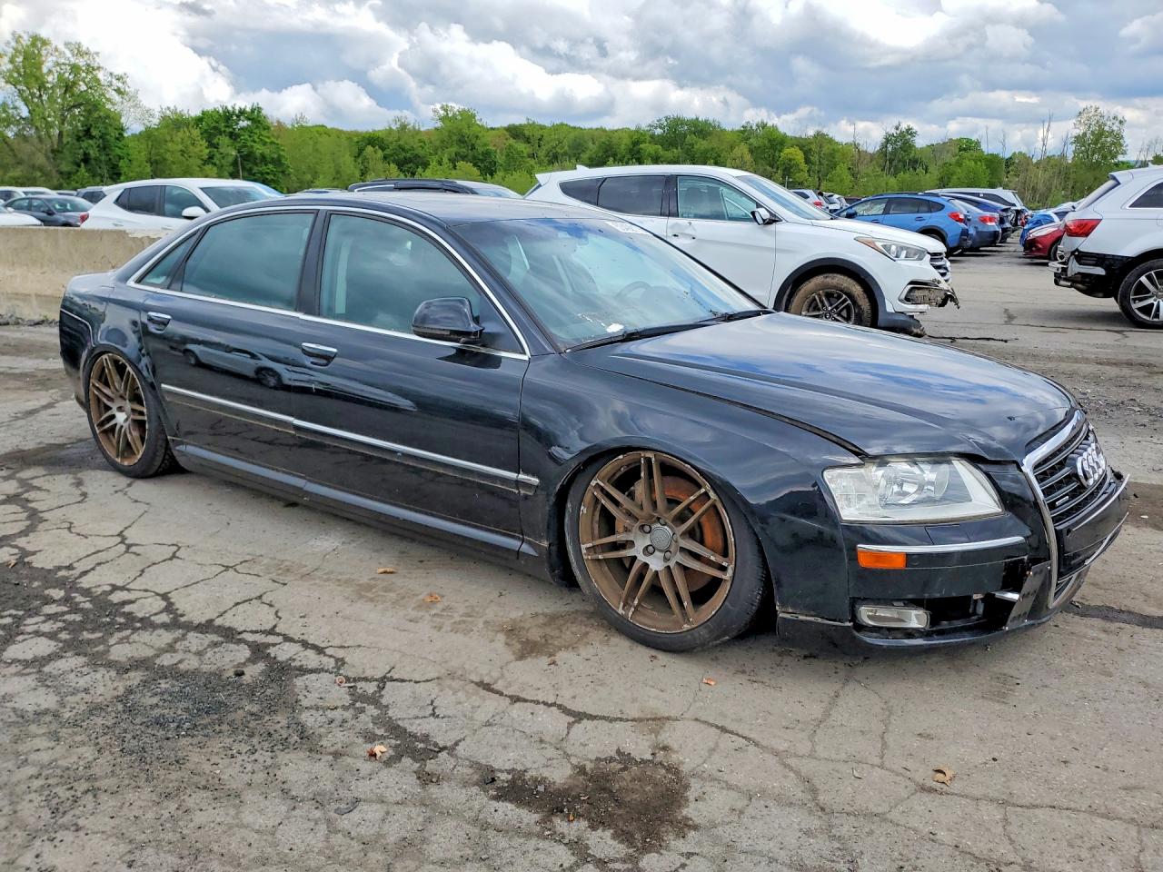 2010 AUDI A8