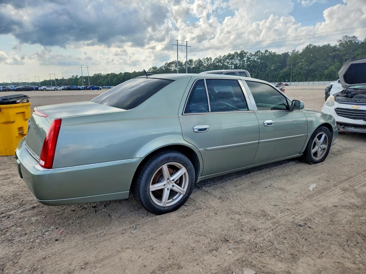 2006 CADILLAC DTS