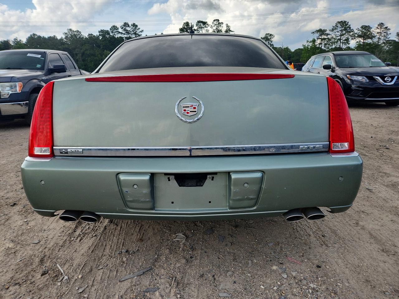 2006 CADILLAC DTS