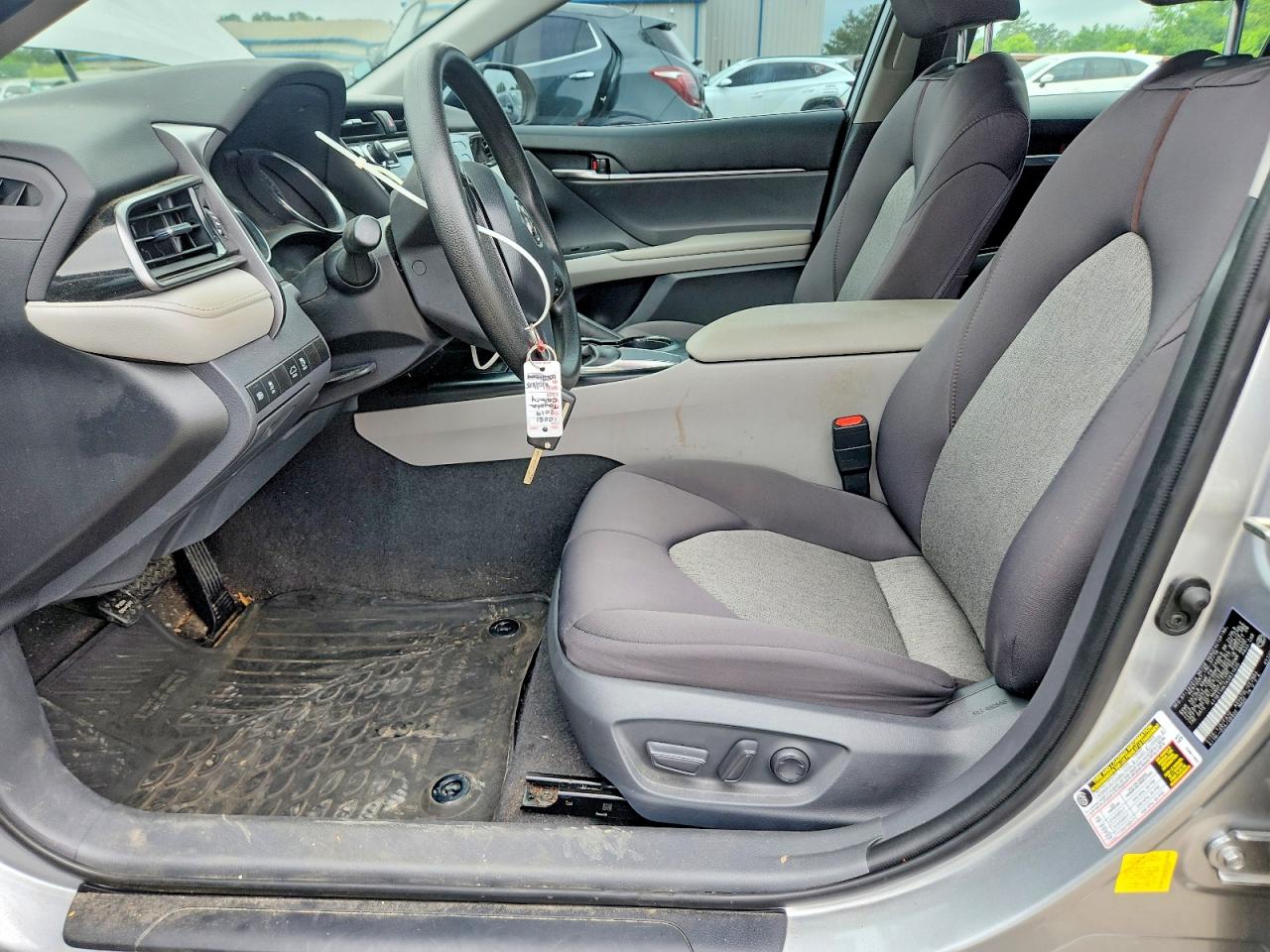 2019 TOYOTA CAMRY