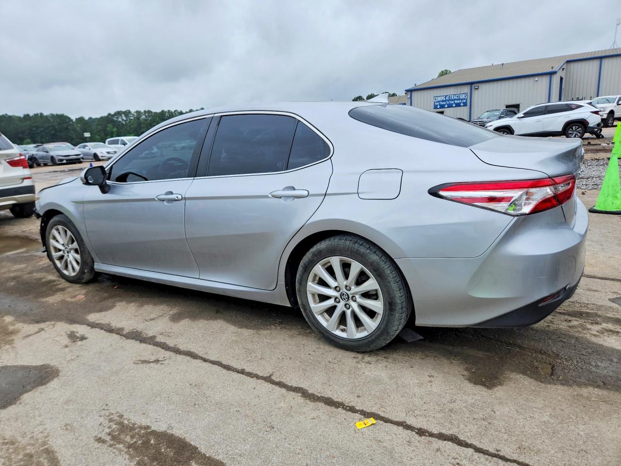 2019 TOYOTA CAMRY