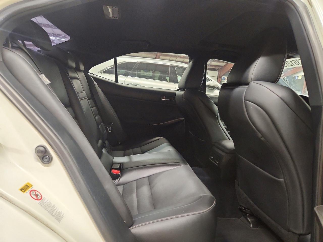 2014 LEXUS IS