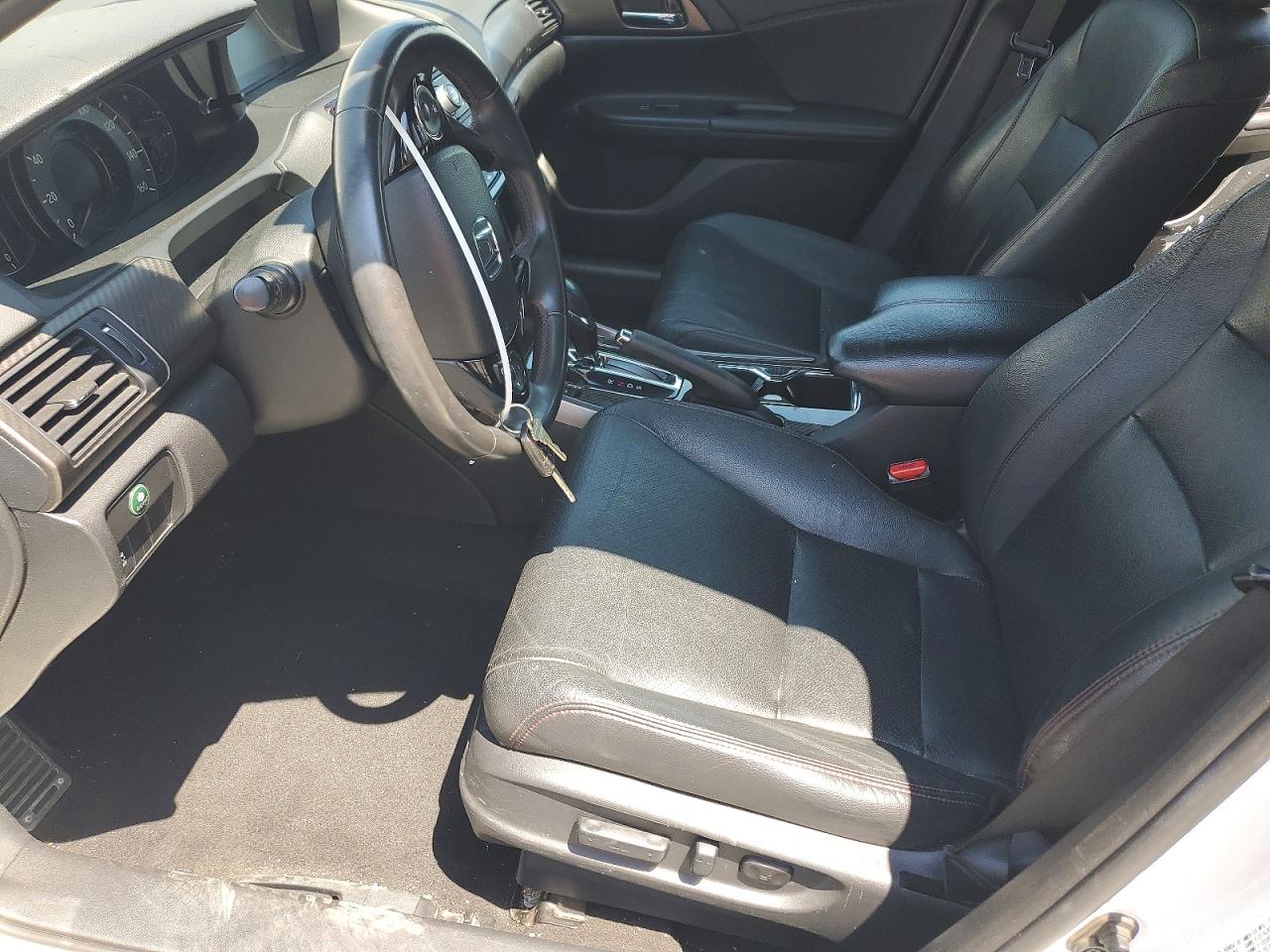 2017 HONDA ACCORD