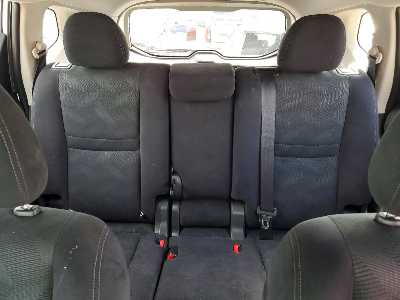 2016 NISSAN ROGUE