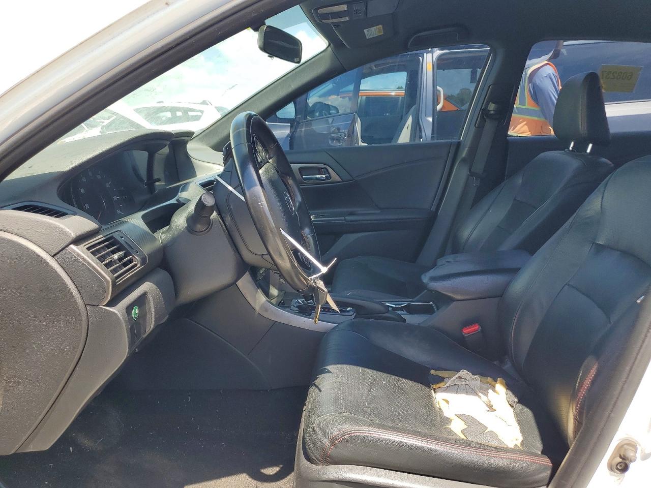 2017 HONDA ACCORD