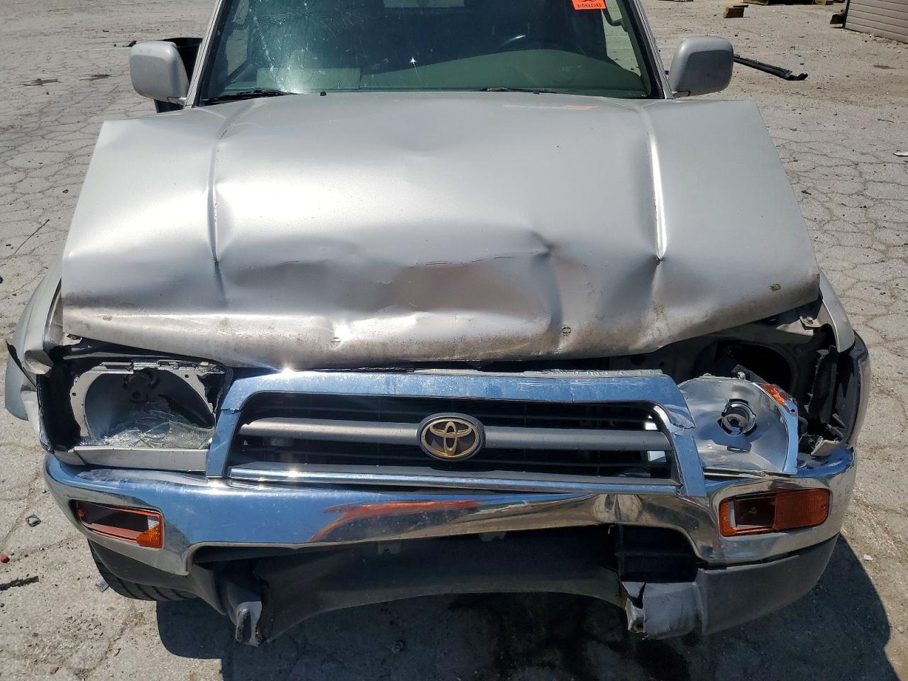 1996 TOYOTA 4RUNNER