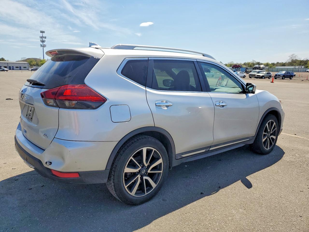 2019 NISSAN ROGUE