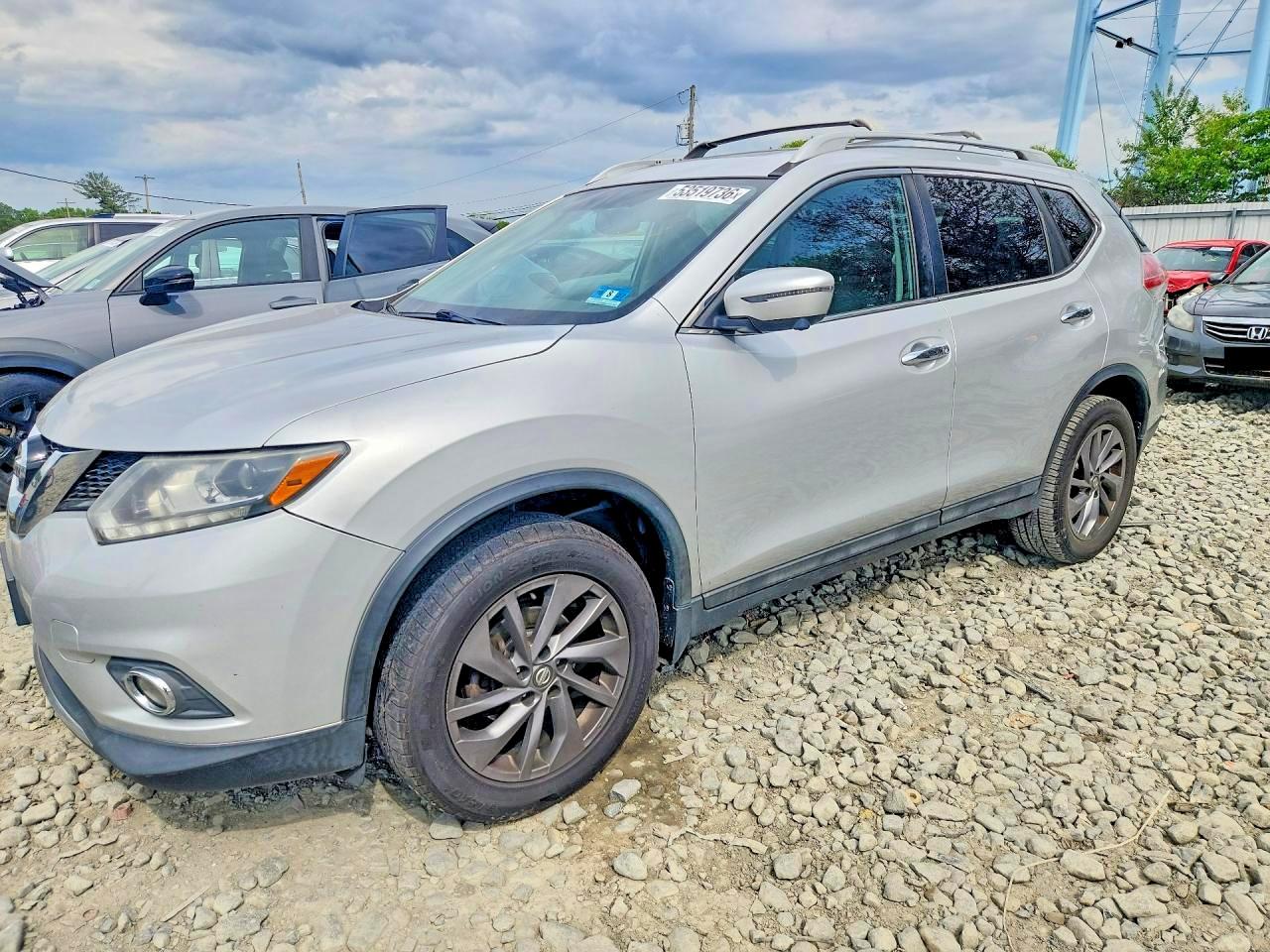 2016 NISSAN ROGUE