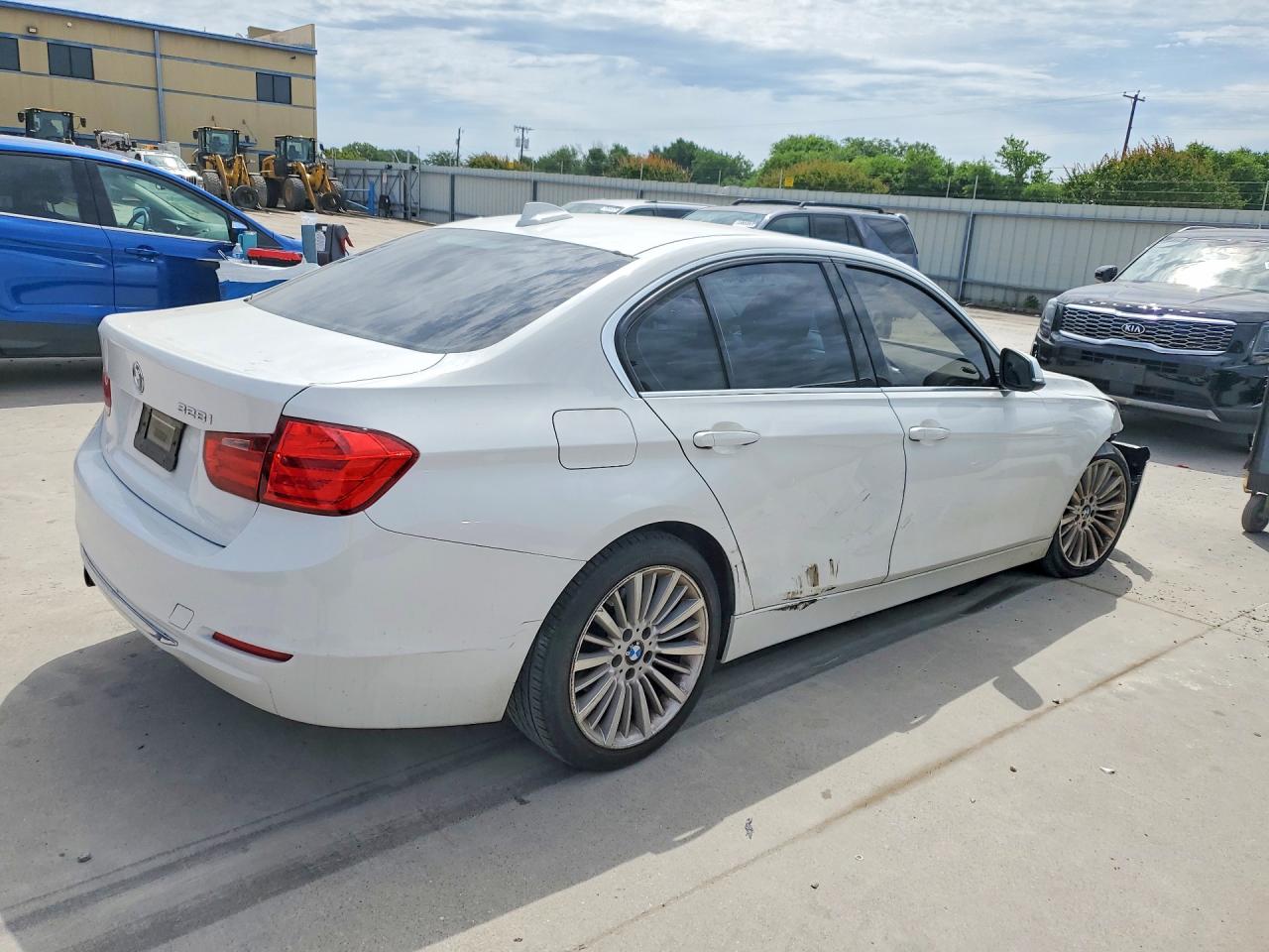 2012 BMW 3 SERIES